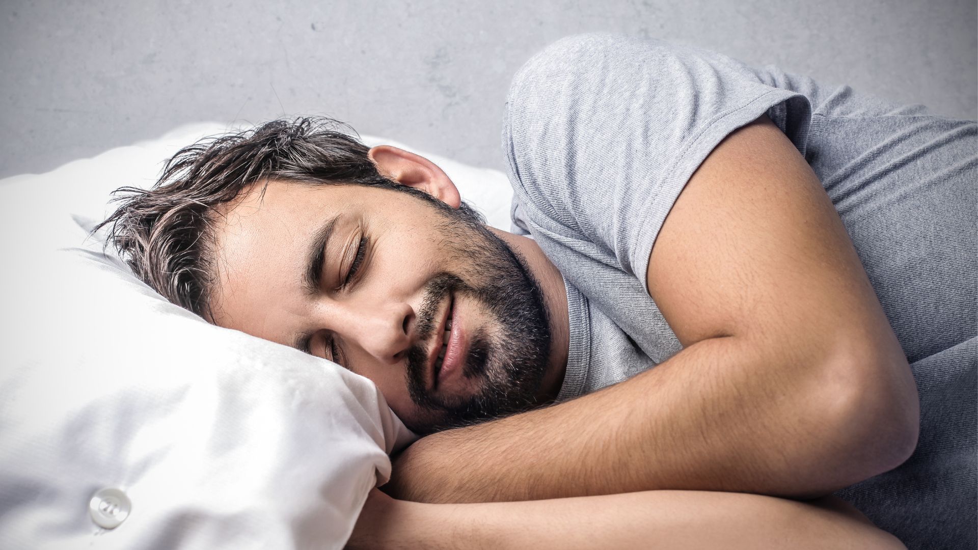 E-commerce store owner sleeping while AI handles customer calls